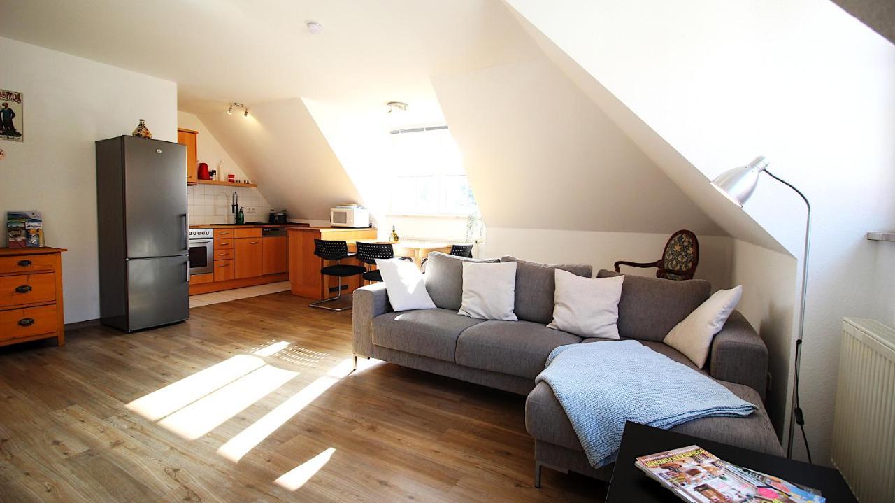Homie Stay Zell - Apartment Mit Privatparkplatz Zell am Main Εξωτερικό φωτογραφία