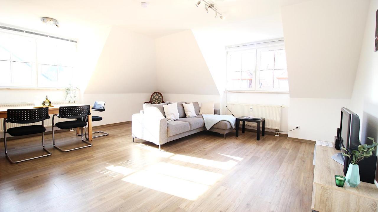 Homie Stay Zell - Apartment Mit Privatparkplatz Zell am Main Εξωτερικό φωτογραφία