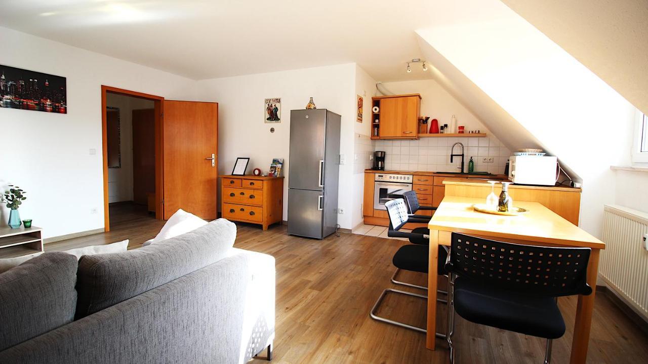 Homie Stay Zell - Apartment Mit Privatparkplatz Zell am Main Εξωτερικό φωτογραφία